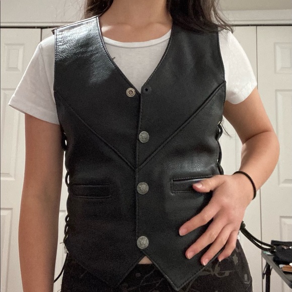 Authentic Harley Davidson leather vest - Picture 3 of 8